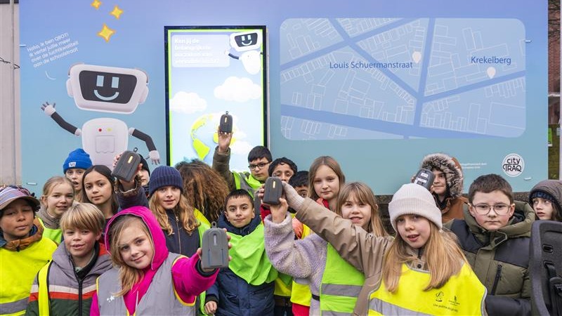 Robot toont leerlingen live luchtkwaliteit rondom school