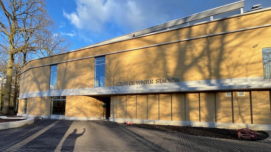 Stade Louis de Winter: d'un complexe sportif obsolète à un exemple de durabilité