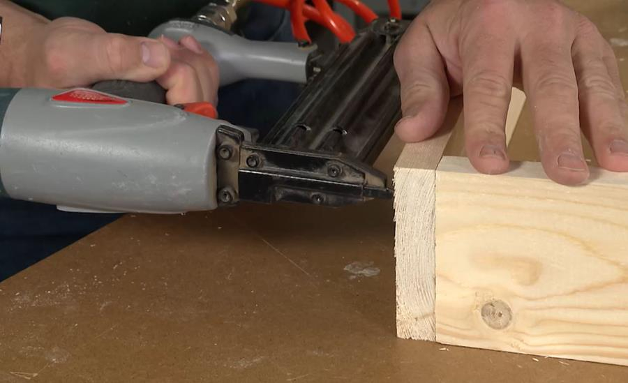 Spijker- en nietpistool